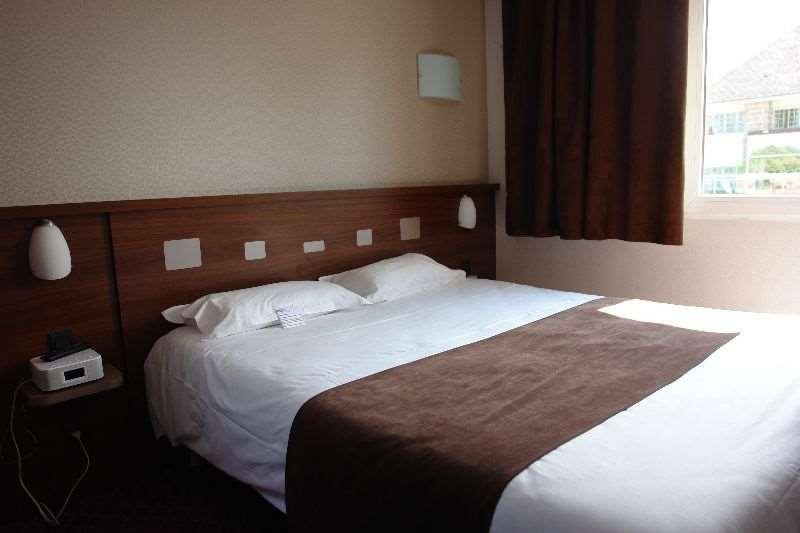 Brit Hotel Rennes Le Castel Cameră foto