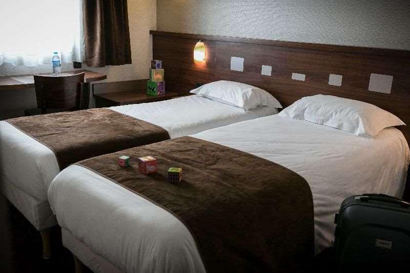 Brit Hotel Rennes Le Castel Cameră foto